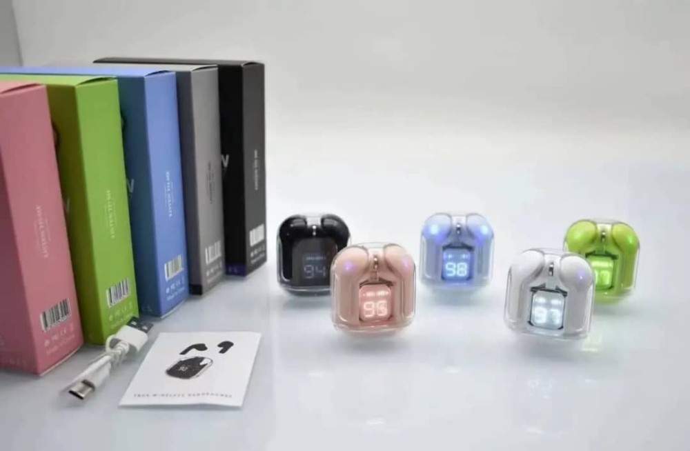 Ultrapods max wireless headset